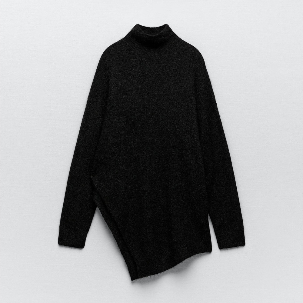 Zara Black Turtleneck Sweater with Side Vent Size M